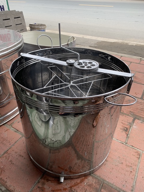 Thùng quay ong 4 cầu inox