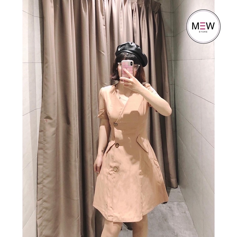 Váy be nâu thiết kế khuy gỗ đẹp MEW Lora Dress, đầm chữ A sang chảnh cho nàng công sở