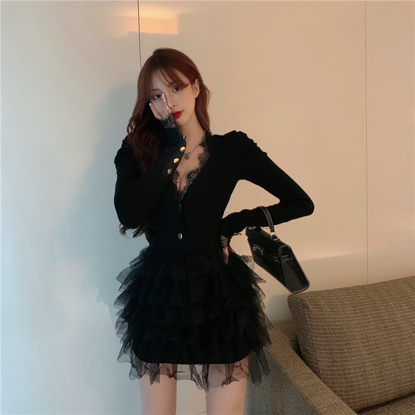 Đầm Tay Phồng Cổ Chữ V Phối Ren Xinh Xắn Dành Cho Nữ | BigBuy360 - bigbuy360.vn