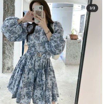 Váy hoa xanh tay bồng