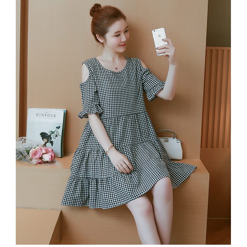 Váy Bầu Kẻ Caro Hở Vai