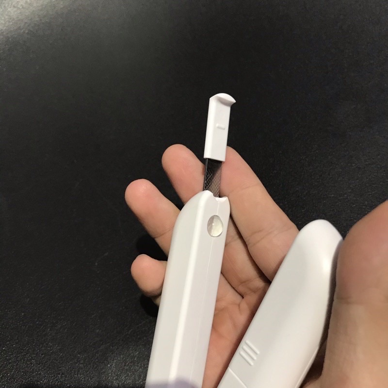 Kìm Cắt Móng có đèn Led cho Chó Mèo