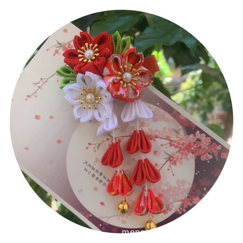Hoa cài tóc nhật bản phối với kimono