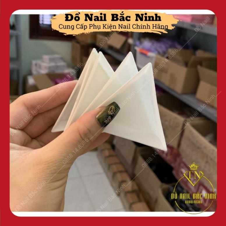 Khay Tam Giác Đựng Phụ Kiện Nail, Chia Đá Nail