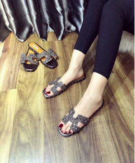Dép H đính đá loại 195k