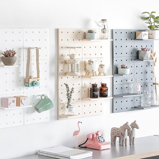 Bảng Pegboard dùng để treo dụng cụ và trang trí tường