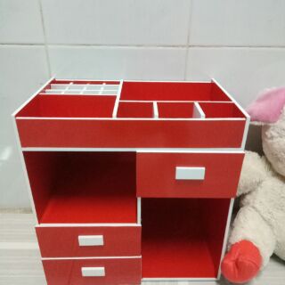 Tủ đựng mỹ phẩm 3 học đỏ siêu to