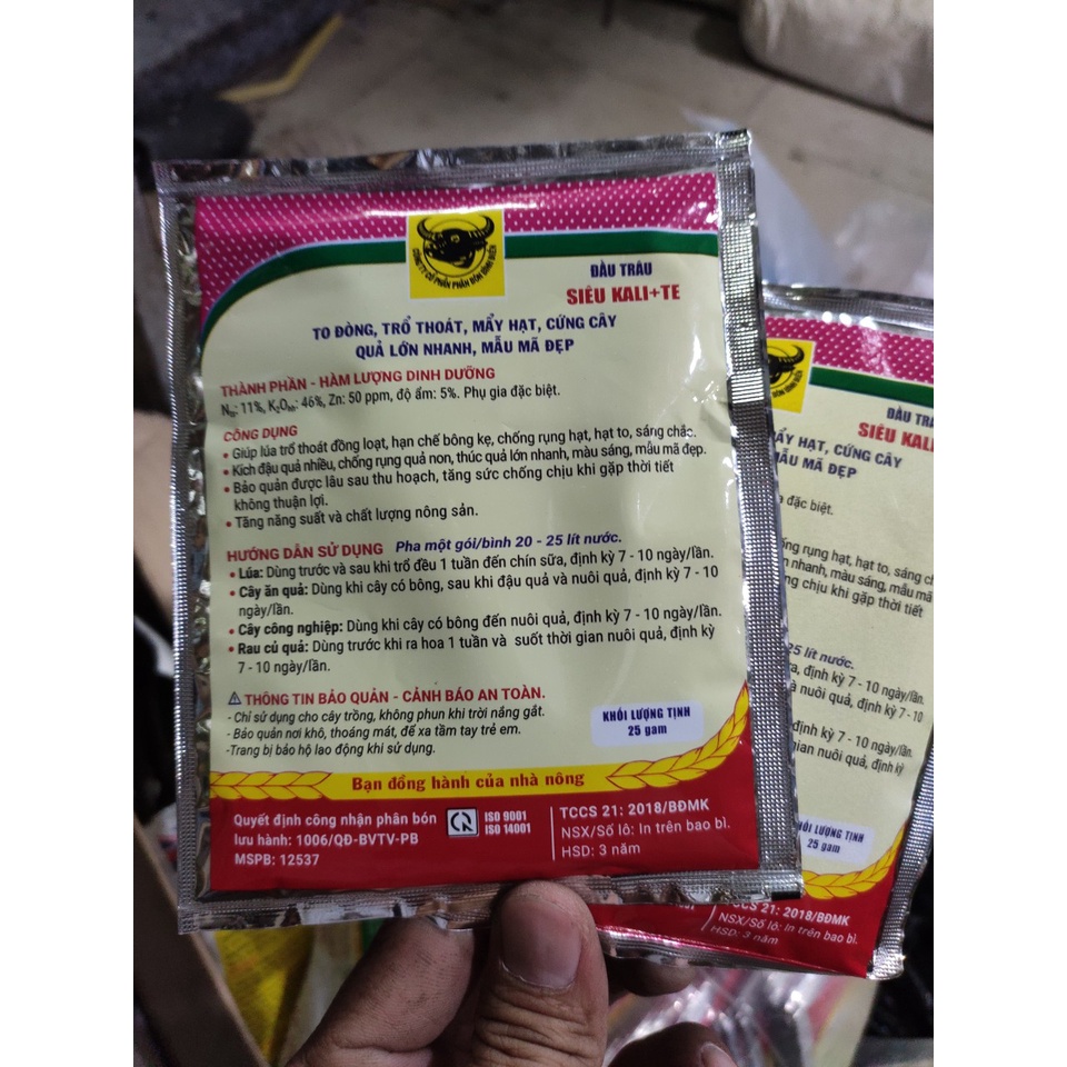 Phân bón SIÊU KALI kali 46 Đâu Trâu giúp cứng cây, bông nở đều, bông to, màu sắc đẹp gói 25gr