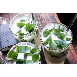 Cây lá  nếp( Lá thơm, lá dứa)