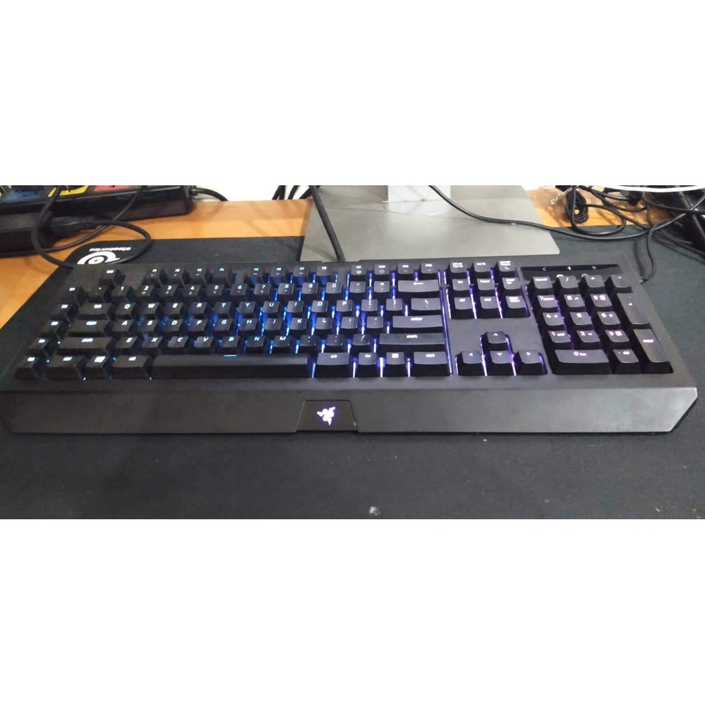 bàn phím razer blackwindow chorma v2