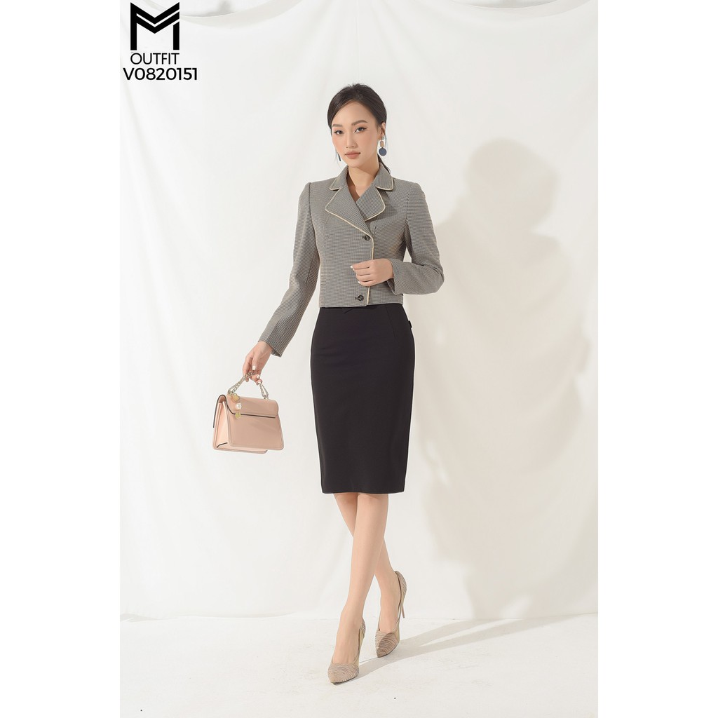 Áo khoác lửng tay dài, khuy lệch Mmoutfit V0820151