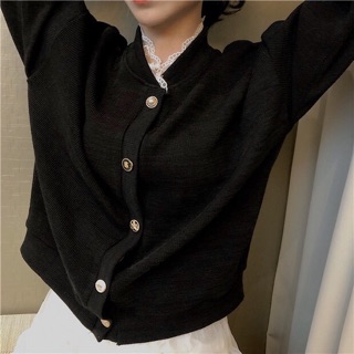 [order] Áo len cúc dọc viền ren
