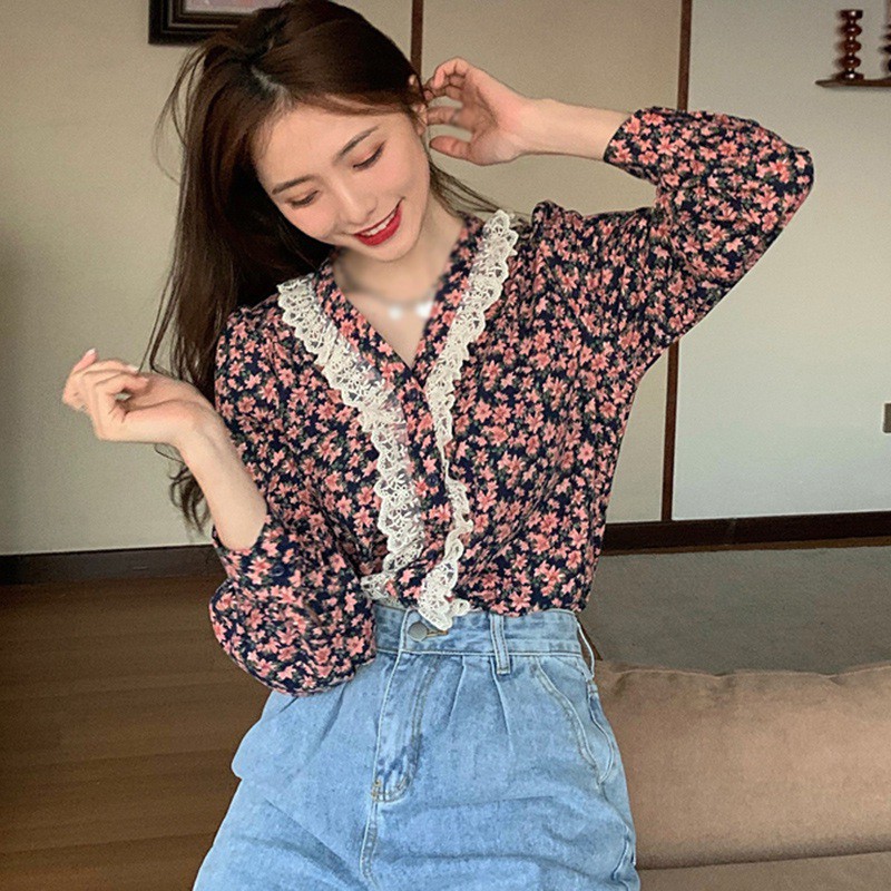 Áo Kiểu Tay Dài Phối Ren Hoa Thiết Kế Cổ Chữ V Nữ Tính