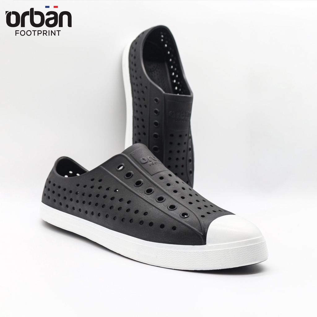 Giày thể thao thông hơi Urban nam nữ màu đen đế trắng