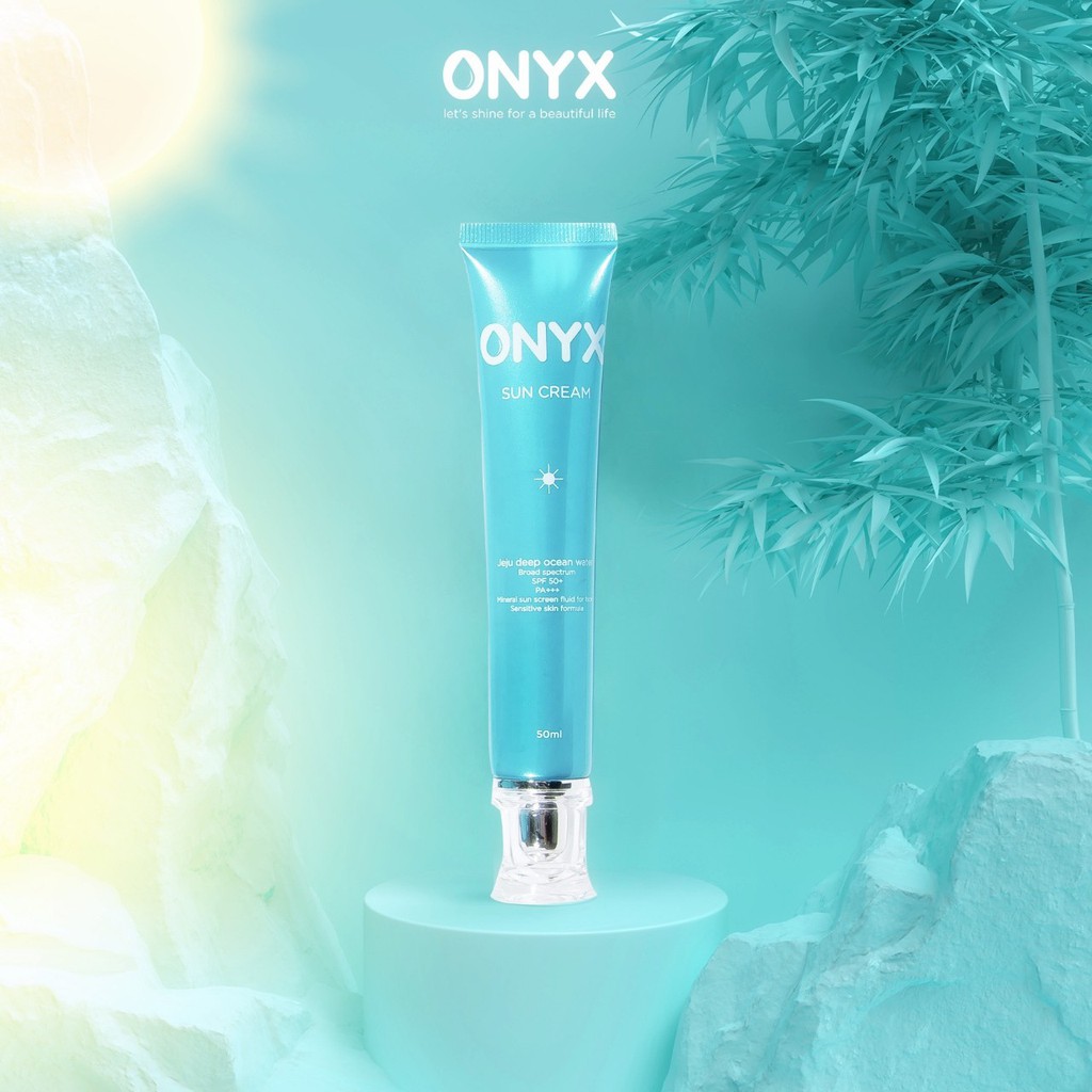 KEM CHỐNG NẮNG VẬT LÝ ĐA NĂNG ONYX