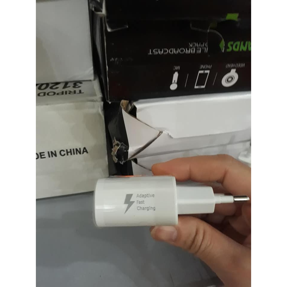 Củ sạc nhanh SamSung 25W loại đắt.