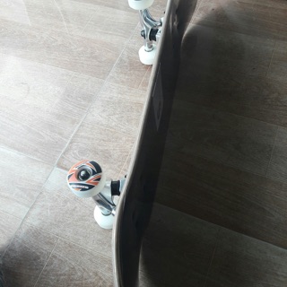 Ván trượt skateboard nhám Canada