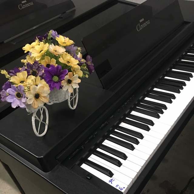 PIANO YAMAHA CLP 550