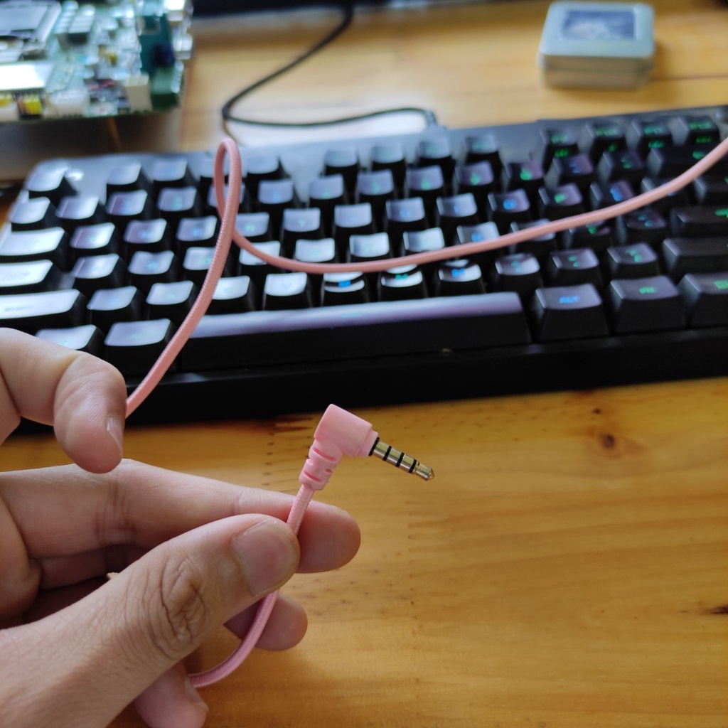 Tai nghe chụp tai  Razer Kraken Quartz Pink Edition màu hồng - Chính hãng Razer màu hồng dành cho bạn nữ