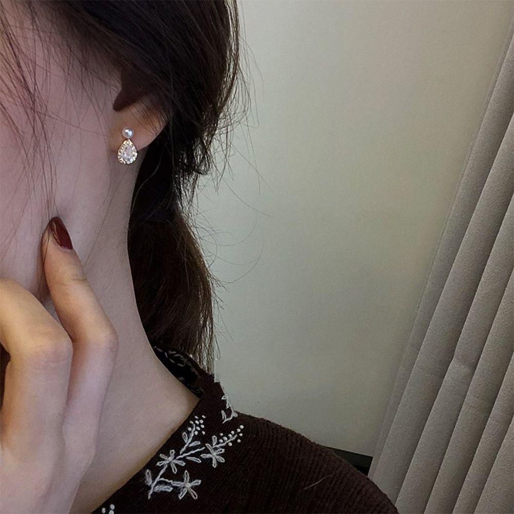 Khuyên Tai Đính Đá Zircon Đơn Giản Thời Trang Hàn Quốc Cho Nữ