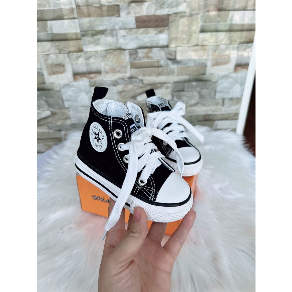 Giày thể thao cao cổ dành cho bé trai, bé gái converse thiết kế khoá sườn dễ dàng sử dụng size từ 19-30