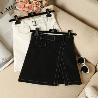 Chân váy vạt xẻ