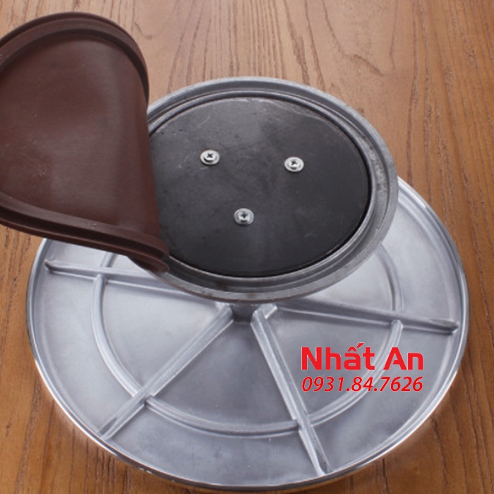 Bàn xoay inox đế nhựa phủ cao su chống trượt 29cm