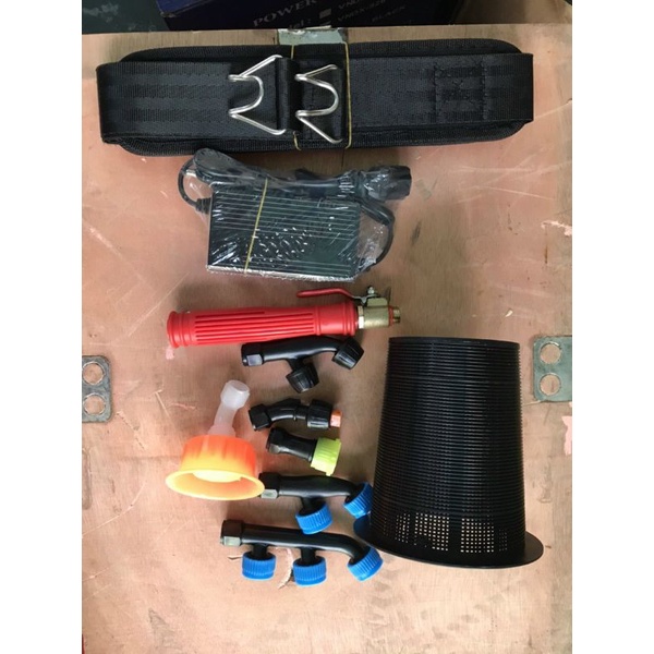 Bình xịt điện MITSUYAMA 2 bơm 20 lít 20BD