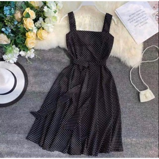 Váy 2 dây chấm bi