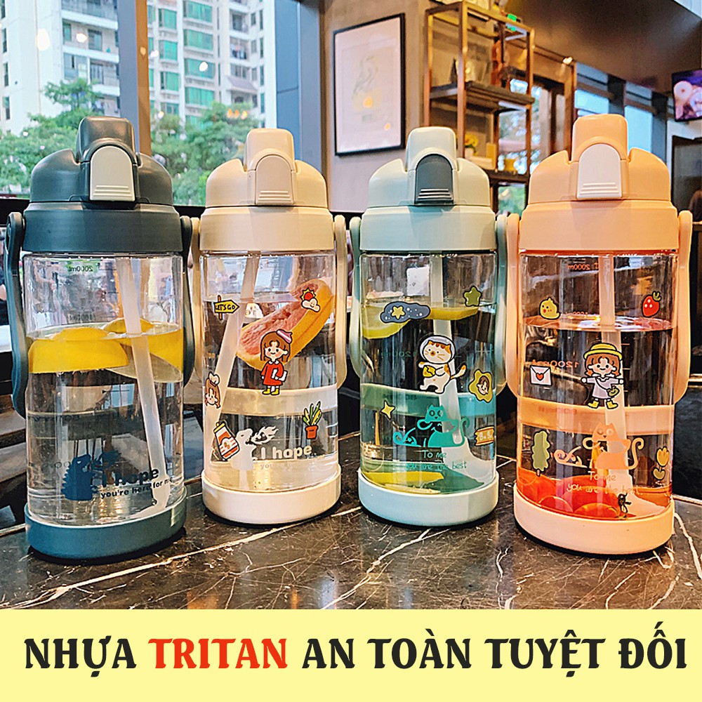 [ MỚI HOT 2021 ] Bình Nước 2L Nhựa Dung Tích Có Ống Hút Chất Liệu Nhựa An Toàn Tuyệt Đối Tặng Kèm Sticker