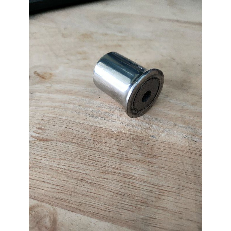 Chén tường PHI 19
