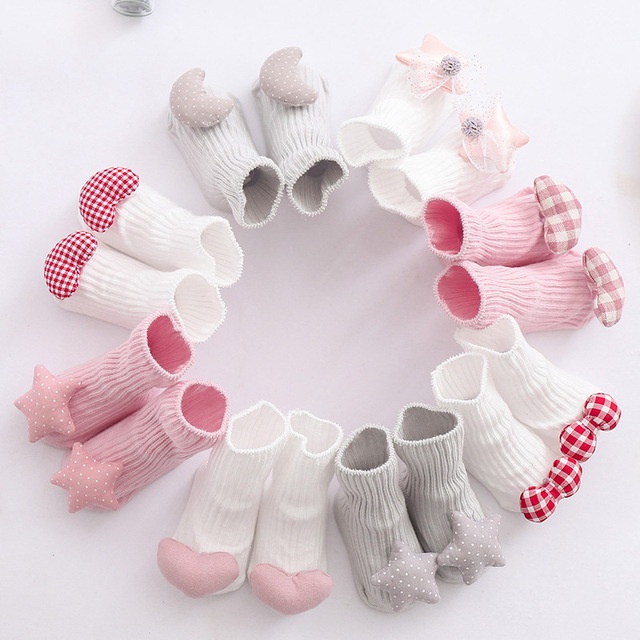 Tất búp bê kèm chống trượt cho bé