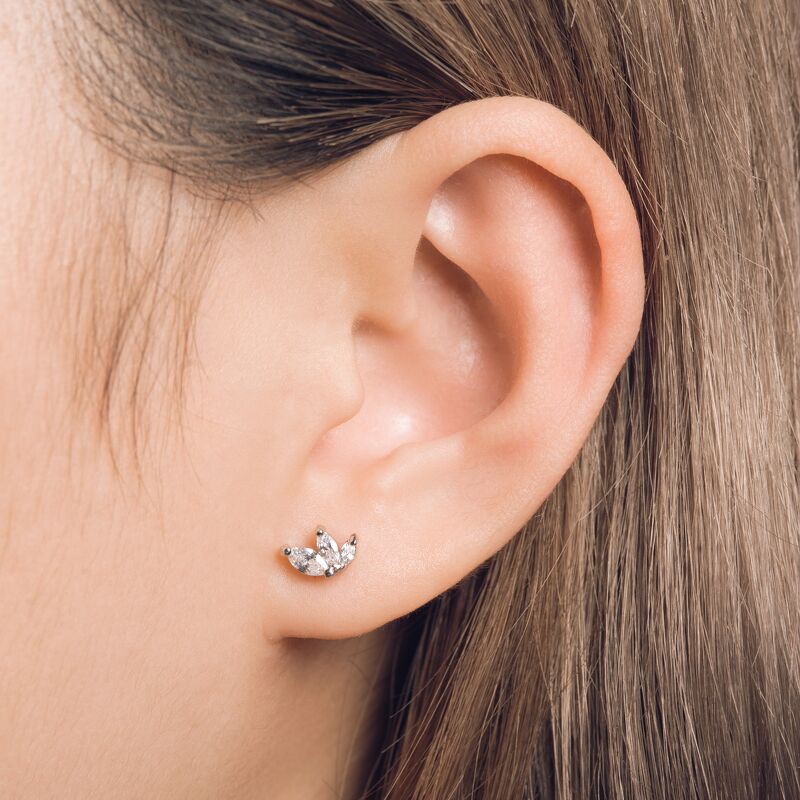 Khuyên tai đá THREE ANGLES DIAMOND EARRING