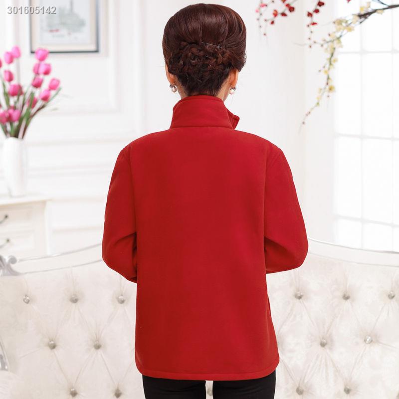 Middle-aged and elderly coat 2019 new 40-year-old 50 mothers wear autumn and winter plus velvet sweater plus size fleece jacket women
