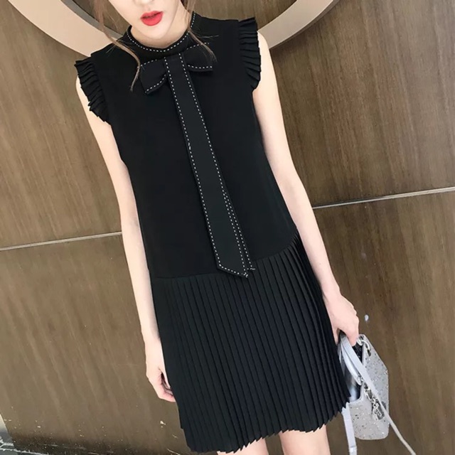 Váy đen sang chảnh