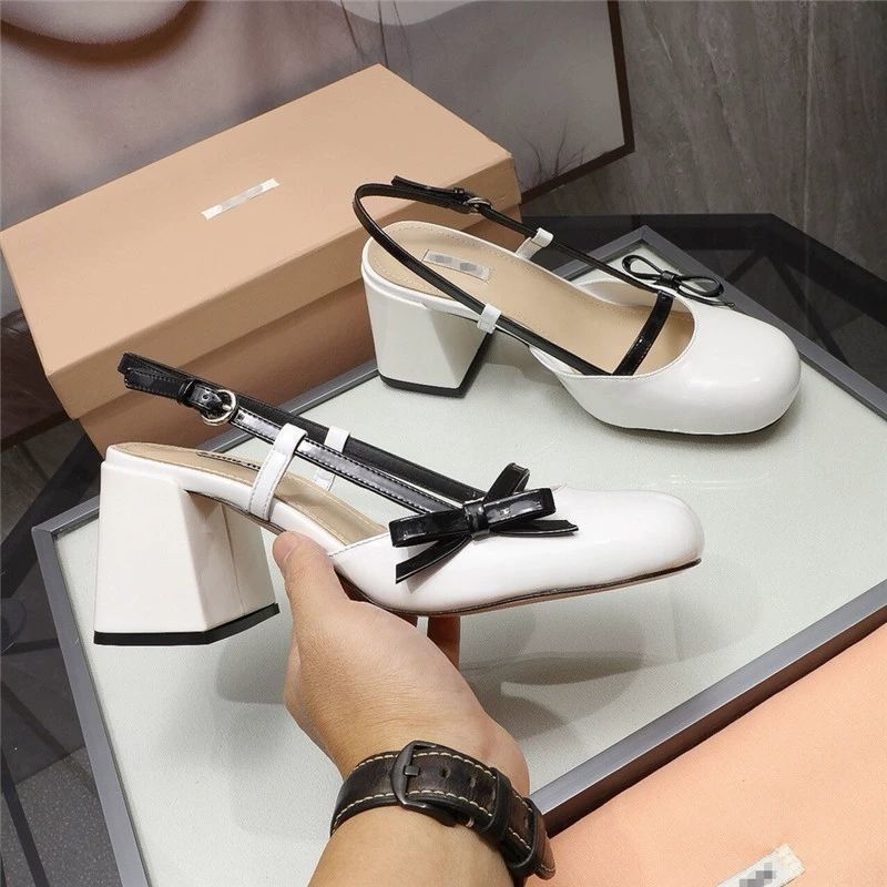 Phong cách cổ tích hàn quốc mary jane mid giày / dép có khóa cao gót size lớn lên đến 41