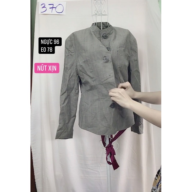áo vest xám cổ lãnh tụ nút đẹp.s370