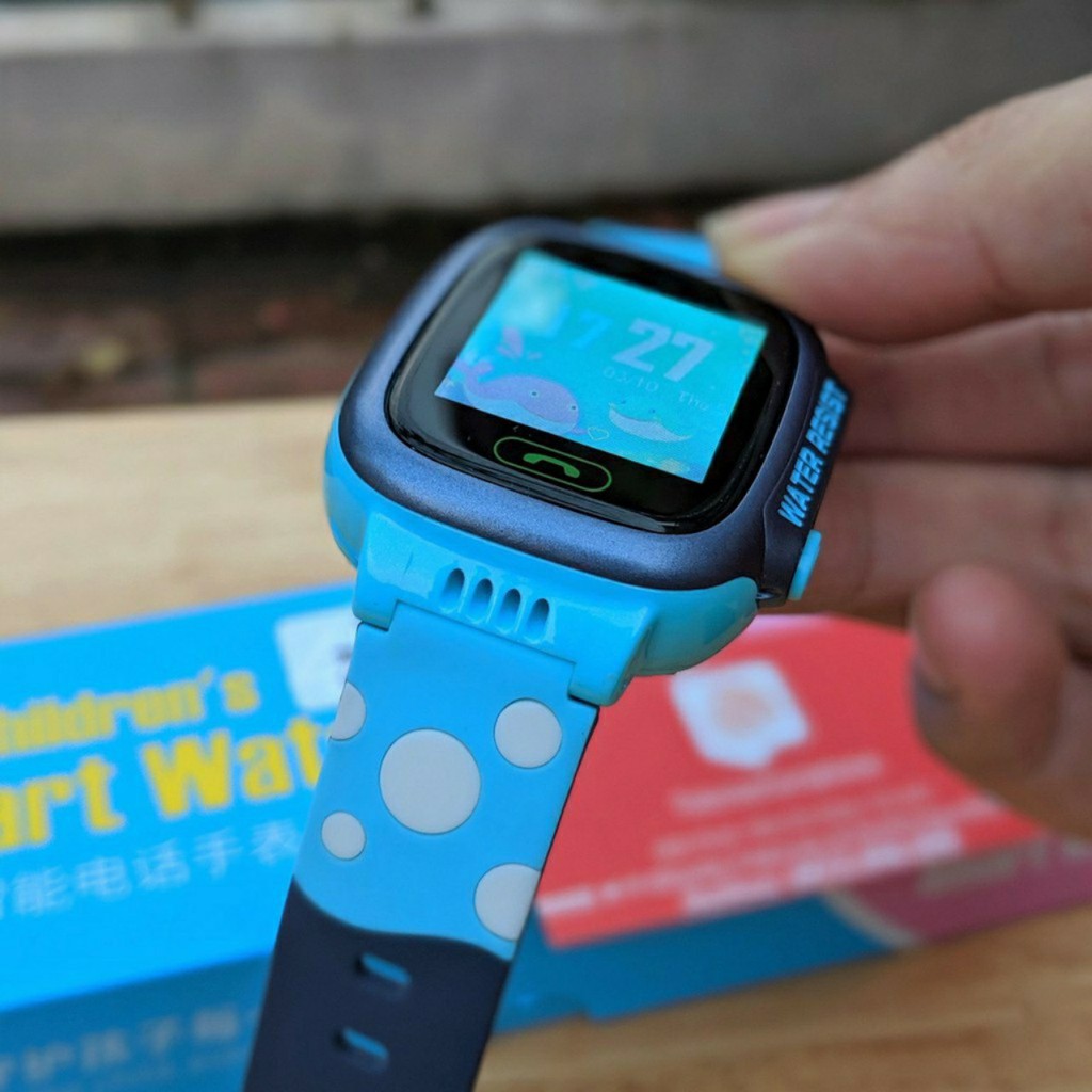 Đồng hồ định vị trẻ em GPS Wifi chống nước cao cấp pin lâu Mầu Hồng