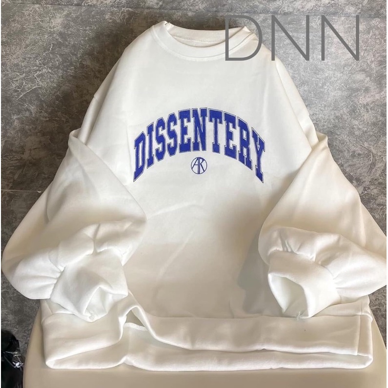 Áo chữ cong DISS bo gấu TH6