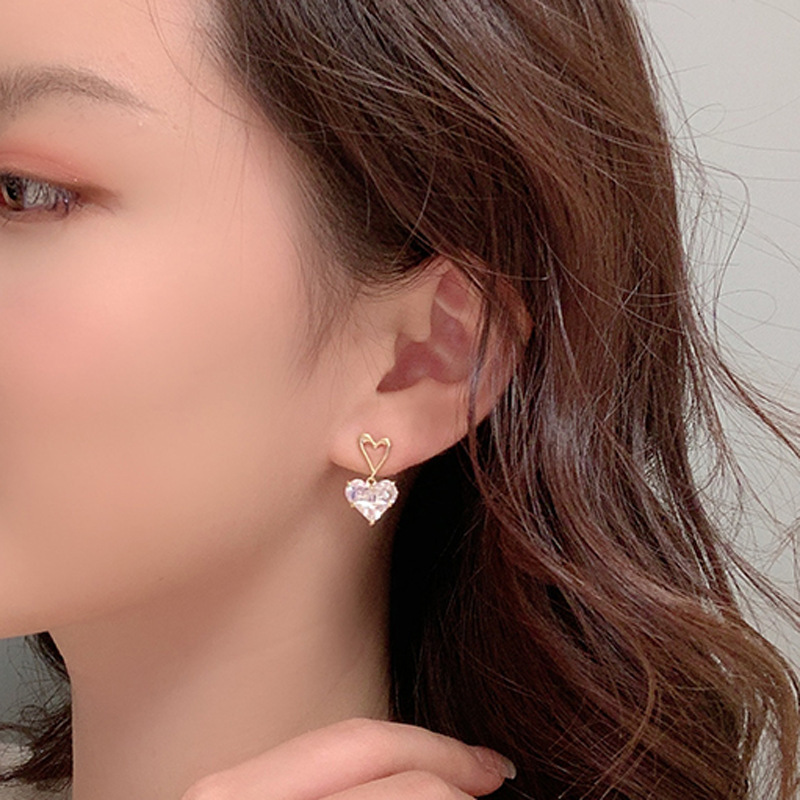 Khuyên Tai Hình Trái Tim Đính Đá Zircon Xinh Xắn Phong Cách Hàn Quốc 2021