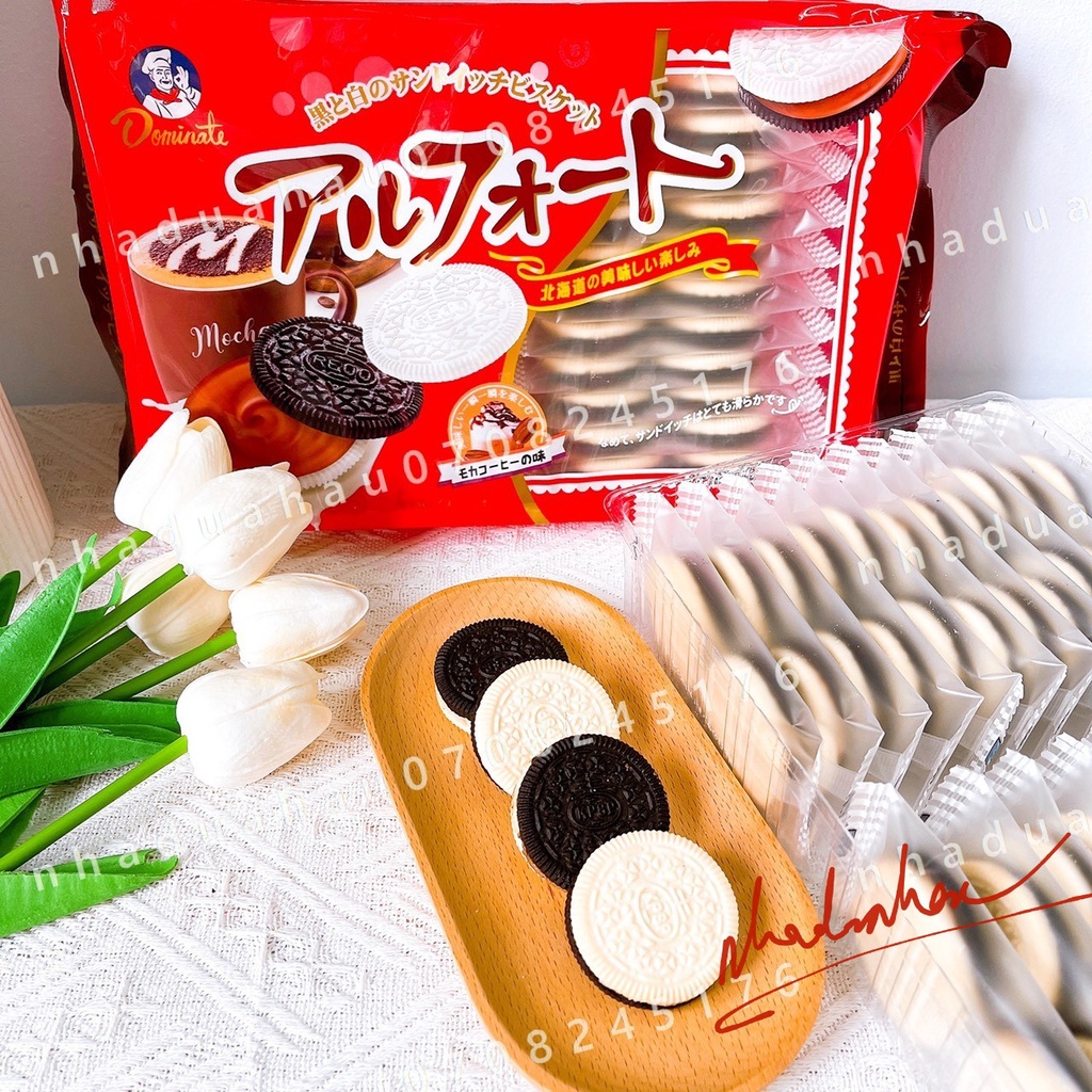 Một gói bánh oreo 2 màu trắng đen kẹp kem vị coffee mocha/ phomai/ matcha trà xanh Dominate Hongkong gói lớn 460gam