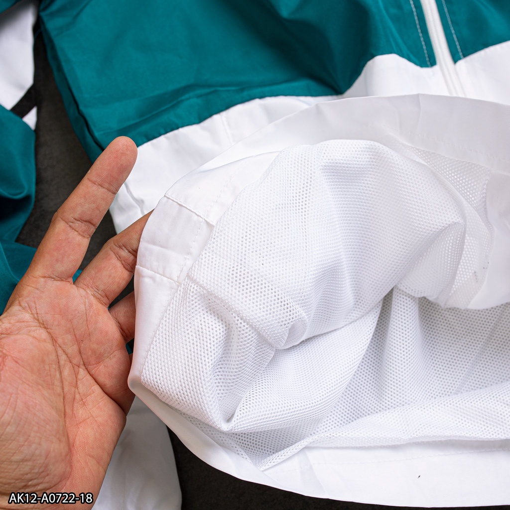 Áo khoác ADIDAS 2 vải gió 2 lớp AK12 - áo khoác nam VNXK