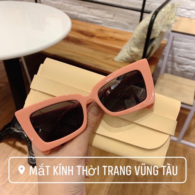KÍNH RÂM VUÔNG HỒNG