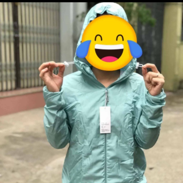 Áo khoác gió nữ vải dư