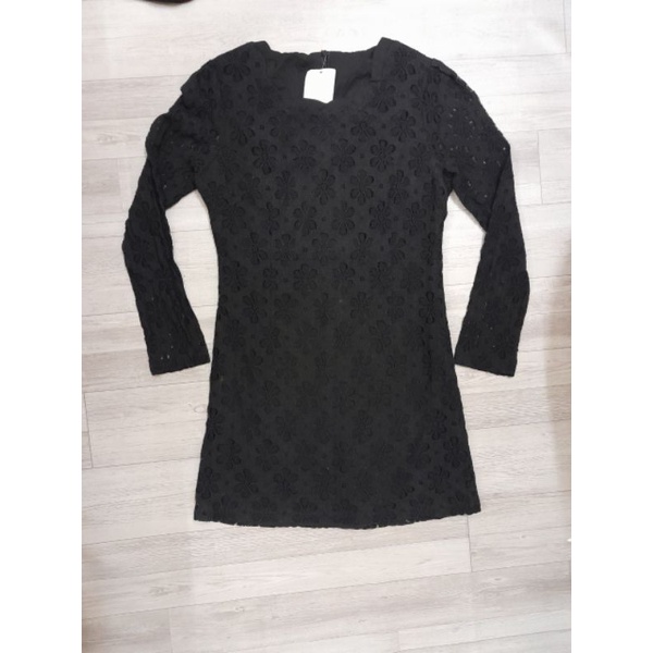 Đầm dáng ngắn ôm body tay dài phối ren đen VNXK black body dress long sleeves with sexy lace xuất khẩu dư xịn