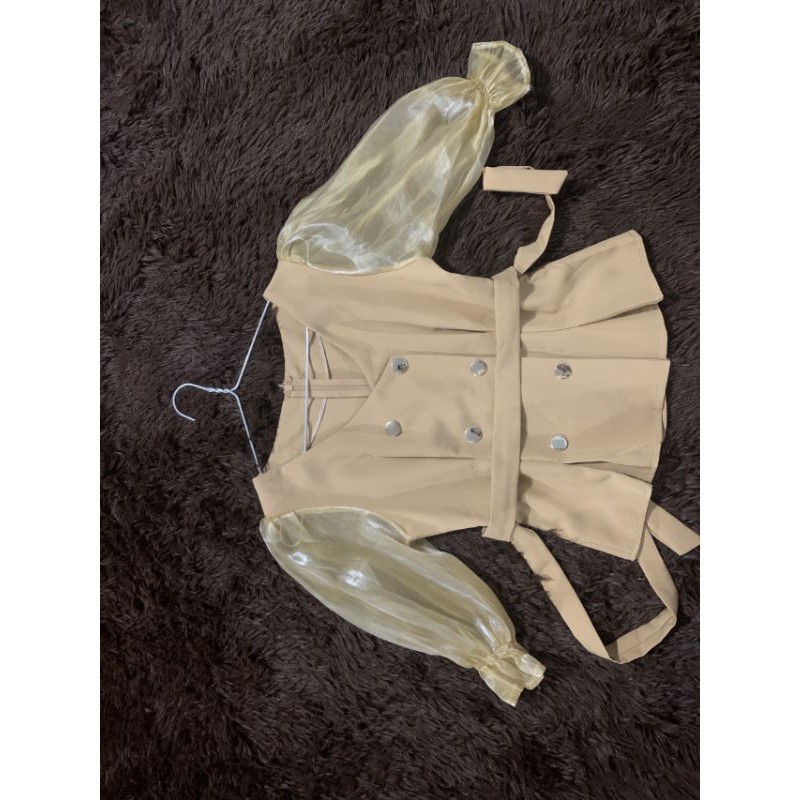áo kiểu peplum m