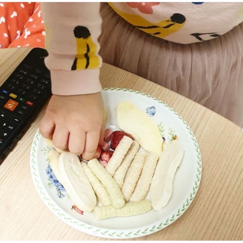 Bánh gạo hữu cơ Hàn MOMSMI cho bé ăn dặm từ 6m