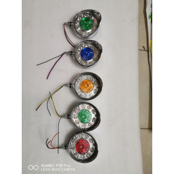 Đèn nóc THÁI 12V/24v dùng chung.