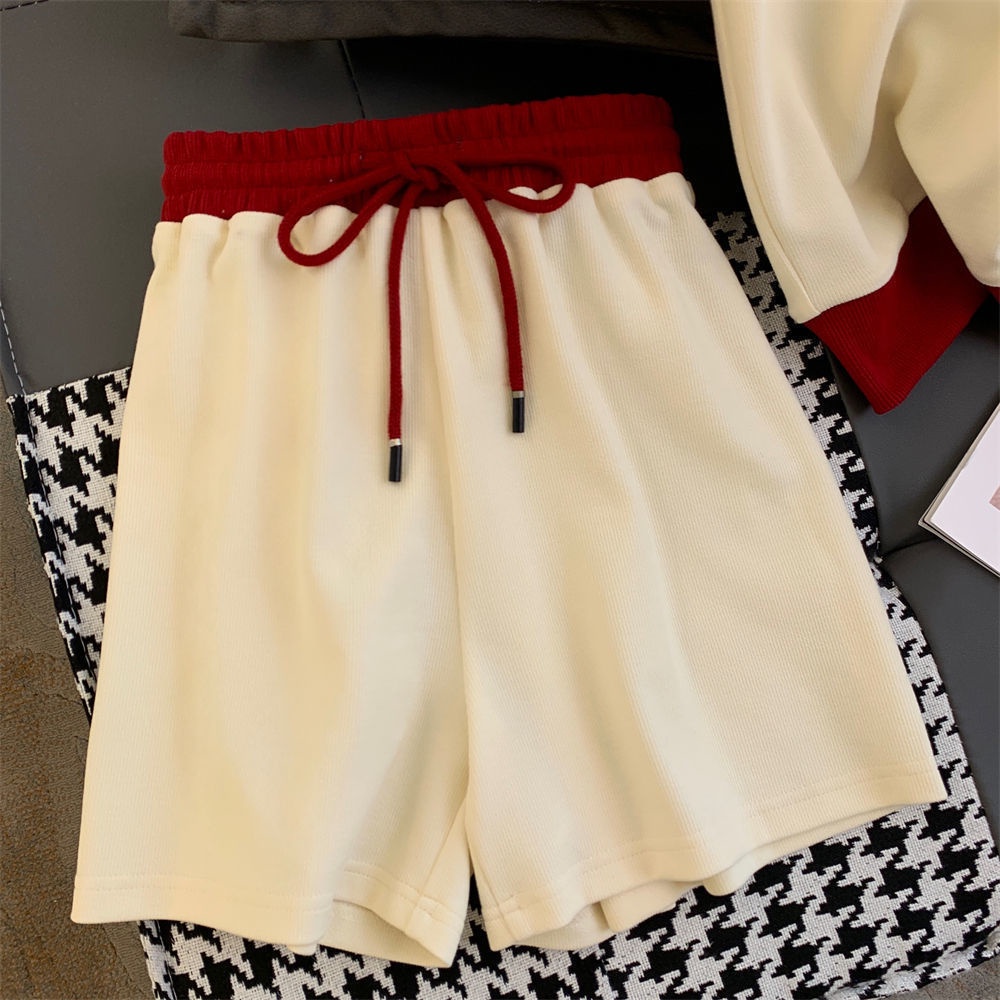 Set Áo Thun Dáng Ngắn + Quần Short Thời Trang Cho Nữ