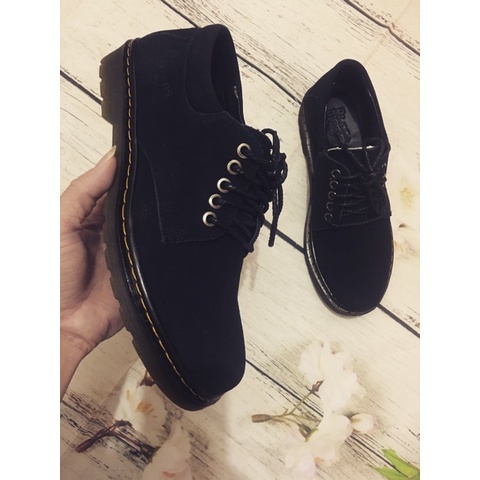 Giày Dr Martens Da Bò Lộn -Bảo Hành 12 Tháng j